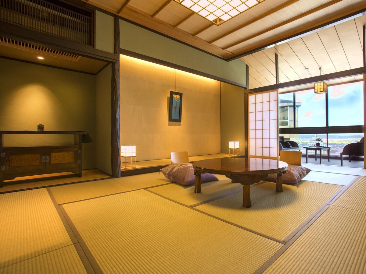 Yamashiro Onsen Midori no Yado Bansyoukaku Hotel Kaga  Eksteriør billede